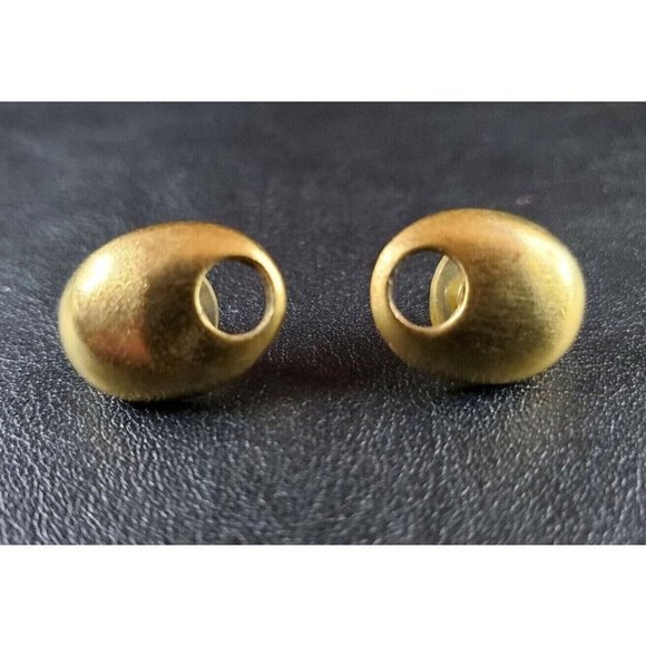 VINTAGE Jewelry- Gold Tone Beaded Dangle Teardrop Earrings- Lot of 5! - Picture 4 of 8